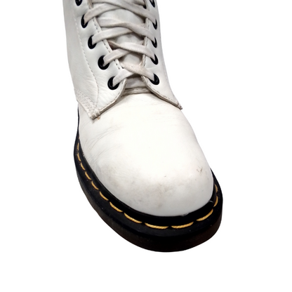 10183 14‑Hole White Leather | 6 UK